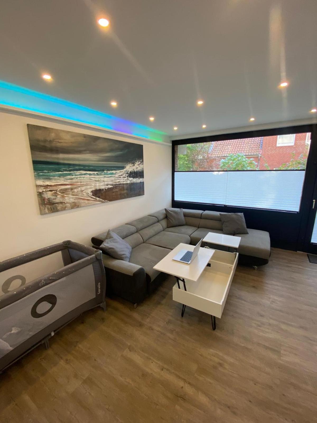 Moderne 2-Zimmer-Wohnung Mit Garten Hanôver Exterior foto